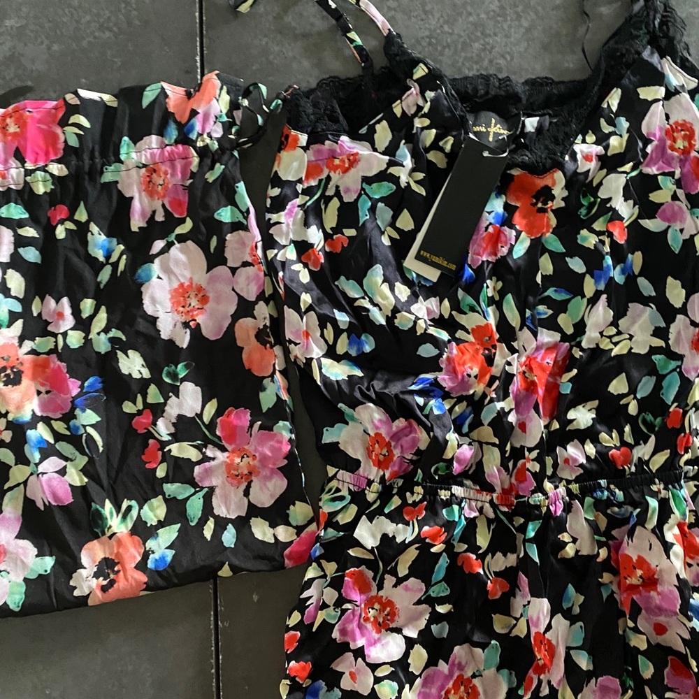 BNWT lounge romper ❤️